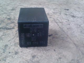 bontott SUZUKI IGNIS II Ablaktörlő Relé