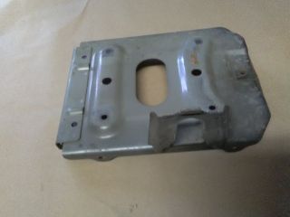 bontott SUZUKI IGNIS II Akkumulátor Tartó