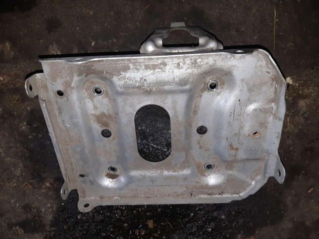 bontott SUZUKI IGNIS II Akkumulátor Tartó