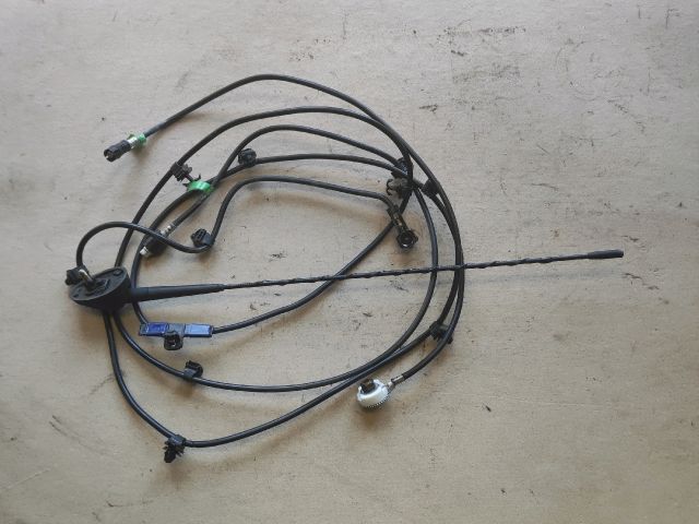 bontott SUZUKI IGNIS II Antenna