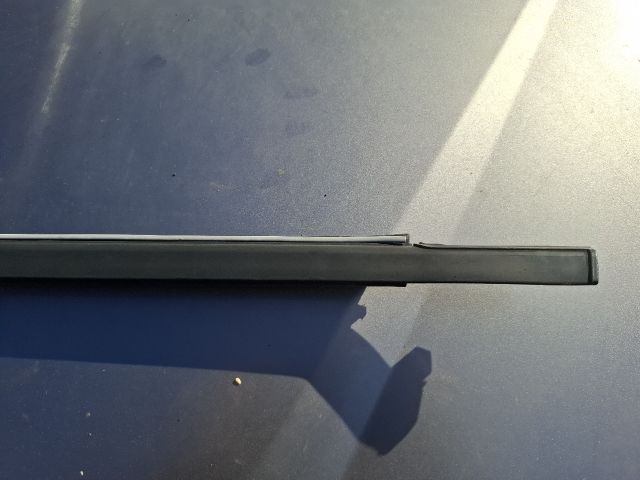 bontott SUZUKI IGNIS II Bal első Ablak Díszléc