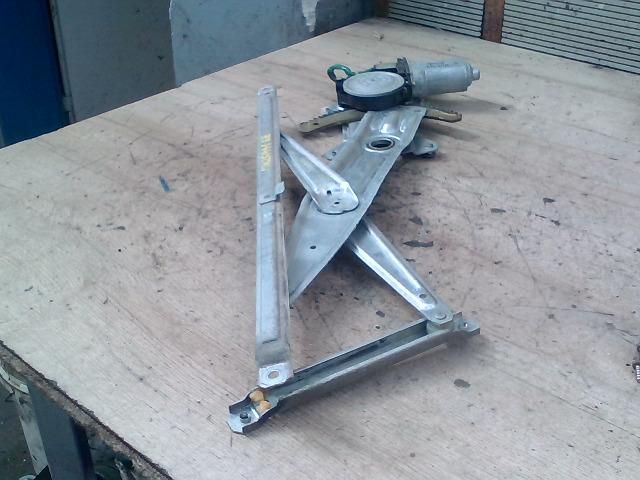 bontott SUZUKI IGNIS II Bal első Ablakemelő Szerkezet (Elektromos)