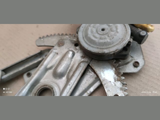 bontott SUZUKI IGNIS II Bal első Ablakemelő Szerkezet (Elektromos)