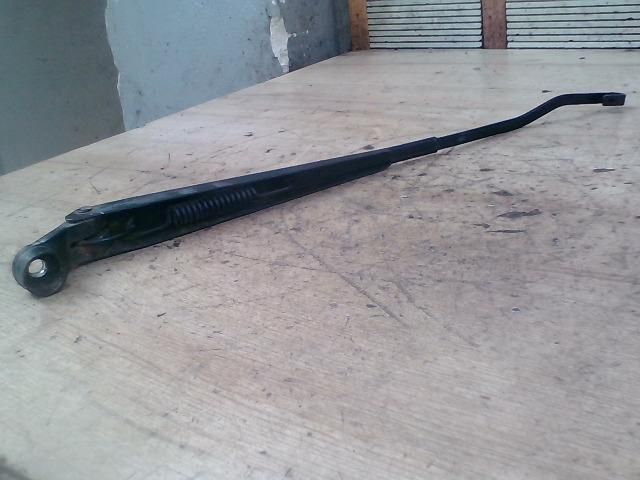 bontott SUZUKI IGNIS II Bal első Ablaktörlő Kar