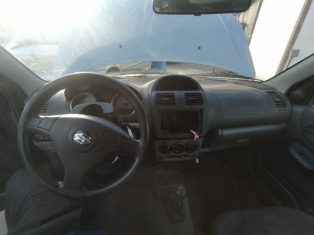 bontott SUZUKI IGNIS II Bal első Ajtó Kárpit