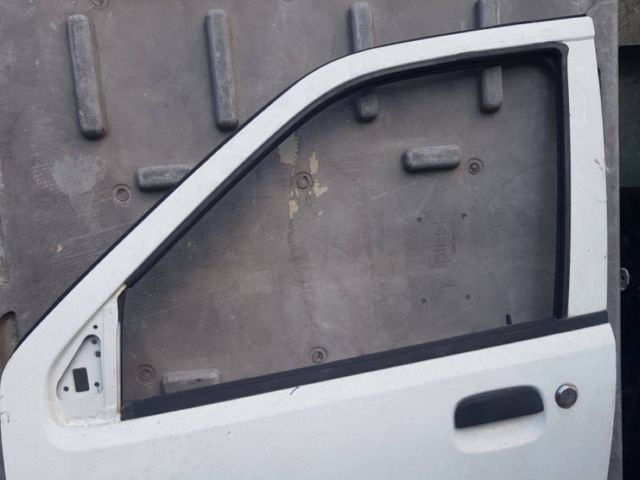 bontott SUZUKI IGNIS II Bal első Ajtó (Részeivel)