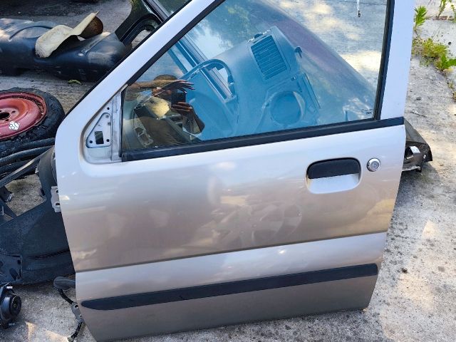 bontott SUZUKI IGNIS II Bal első Ajtó (Részeivel)