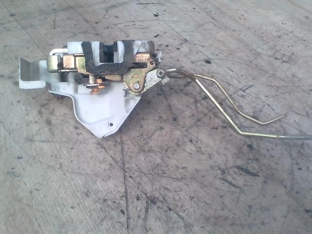 bontott SUZUKI IGNIS II Bal első Ajtózár