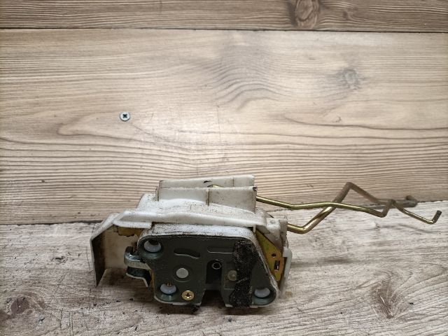 bontott SUZUKI IGNIS II Bal első Ajtózár