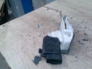 bontott SUZUKI IGNIS II Bal első Ajtózár