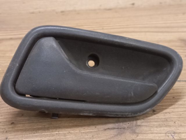 bontott SUZUKI IGNIS II Bal első Belső Kilincs