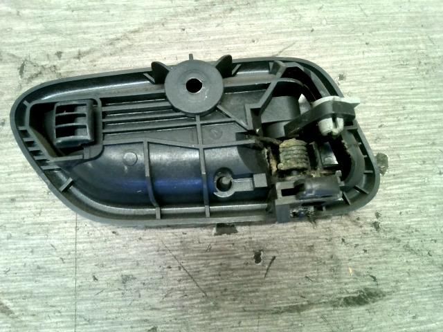 bontott SUZUKI IGNIS II Bal első Belső Kilincs