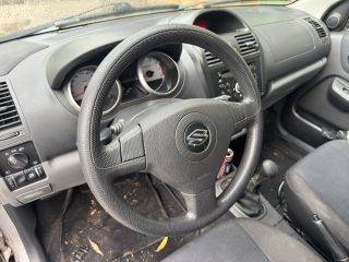 bontott SUZUKI IGNIS II Bal első Biztonsági Öv