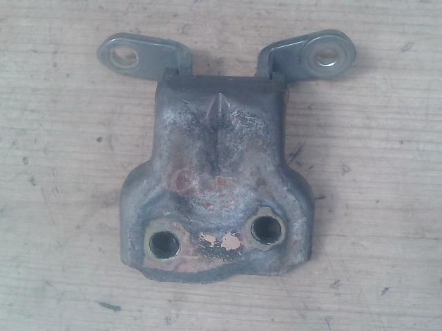 bontott SUZUKI IGNIS II Bal első Felső Zsanér