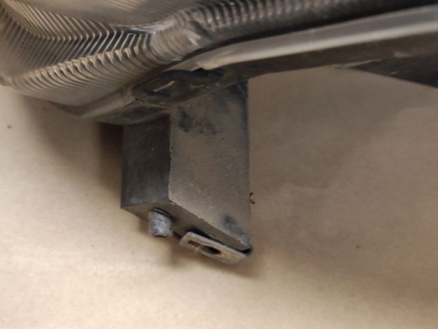 bontott SUZUKI IGNIS II Bal első Lámpabúra