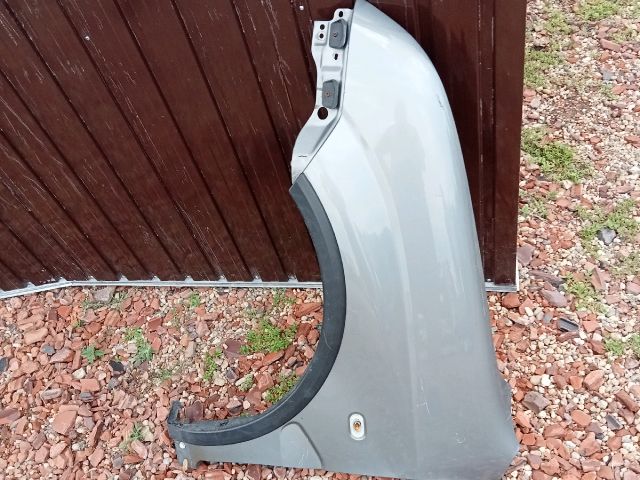 bontott SUZUKI IGNIS II Bal első Sárvédő