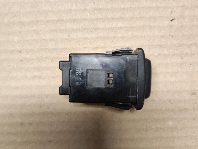 bontott SUZUKI IGNIS II Bal első Ülésfűtés Kapcsoló