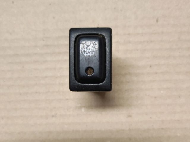 bontott SUZUKI IGNIS II Bal első Ülésfűtés Kapcsoló