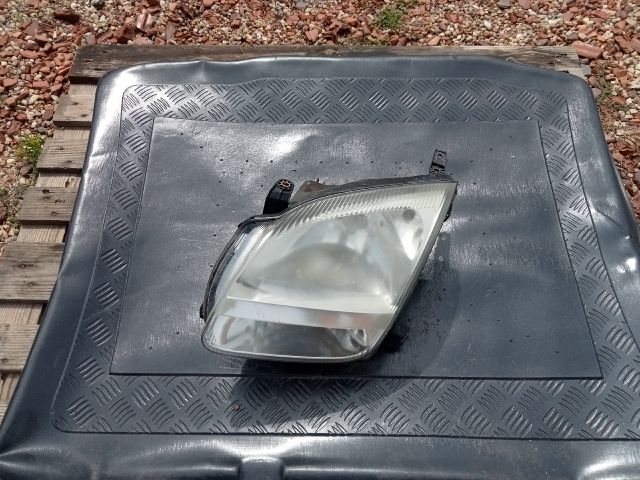 bontott SUZUKI IGNIS II Bal Fényszóró