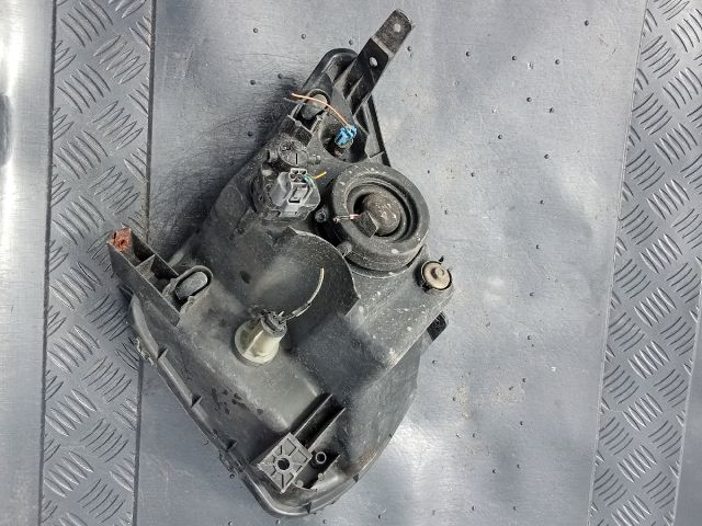 bontott SUZUKI IGNIS II Bal Fényszóró