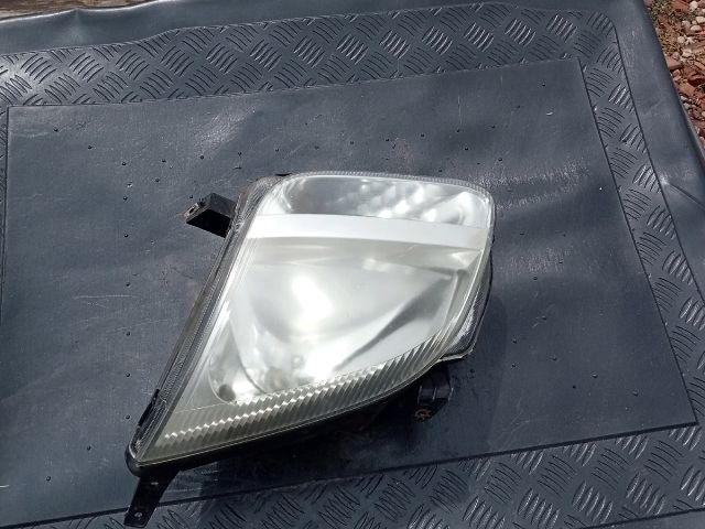 bontott SUZUKI IGNIS II Bal Fényszóró