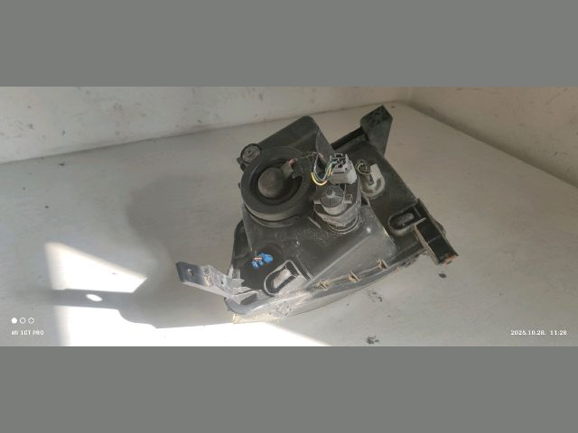 bontott SUZUKI IGNIS II Bal Fényszóró