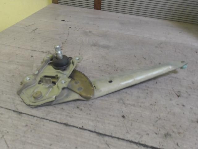 bontott SUZUKI IGNIS II Bal hátsó Ablakemelő Szerkezet (Elektromos)