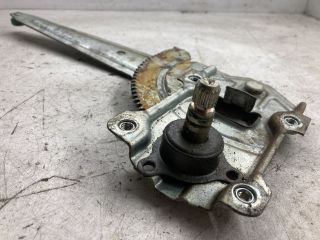 bontott SUZUKI IGNIS II Bal hátsó Ablakemelő Szerkezet (Mechanikus)