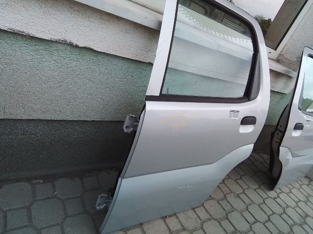 bontott SUZUKI IGNIS II Bal hátsó Ajtó (Részeivel)