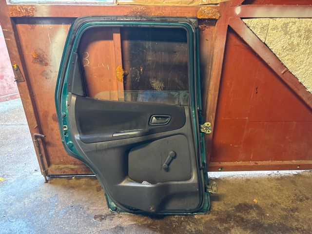 bontott SUZUKI IGNIS II Bal hátsó Ajtó (Részeivel)