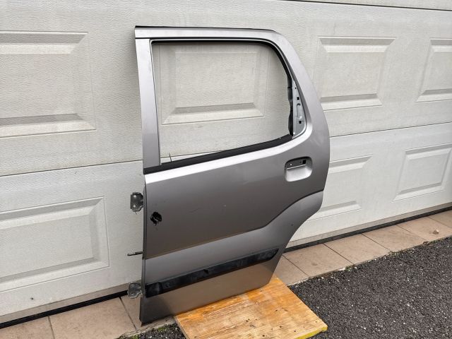 bontott SUZUKI IGNIS II Bal hátsó Ajtó (Üres lemez)