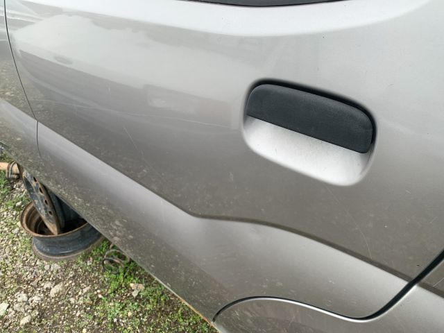 bontott SUZUKI IGNIS II Bal hátsó Ajtó (Üres lemez)
