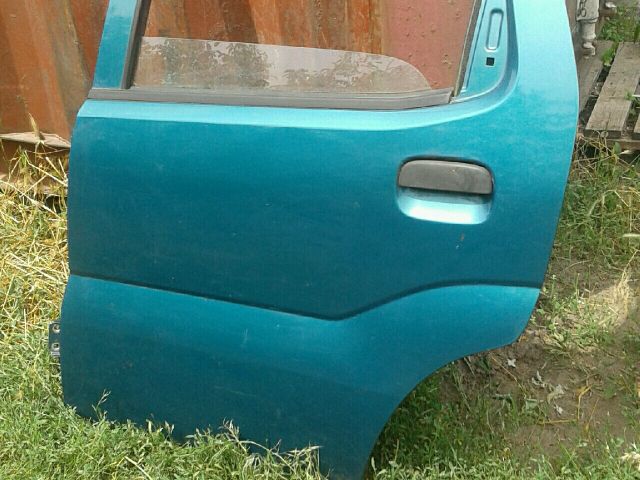 bontott SUZUKI IGNIS II Bal hátsó Ajtó (Üres lemez)