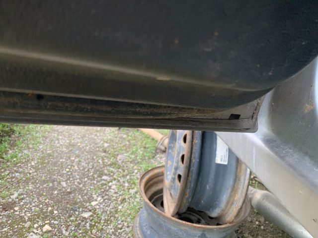 bontott SUZUKI IGNIS II Bal hátsó Ajtó (Üres lemez)