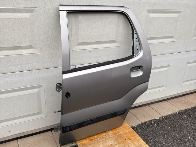 bontott SUZUKI IGNIS II Bal hátsó Ajtó (Üres lemez)