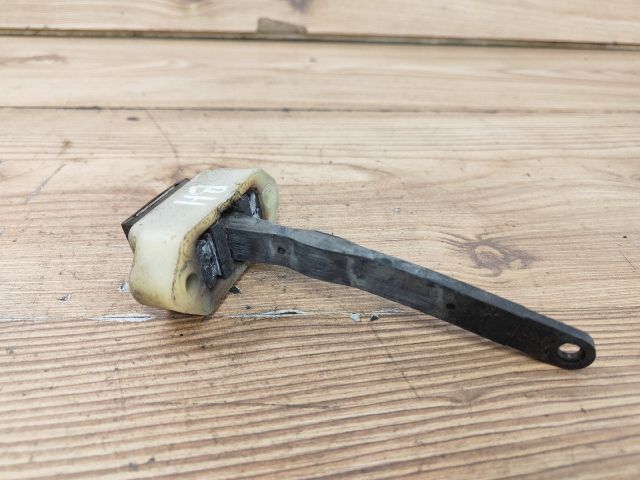 bontott SUZUKI IGNIS II Bal hátsó Ajtóhatároló