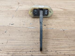 bontott SUZUKI IGNIS II Bal hátsó Ajtóhatároló