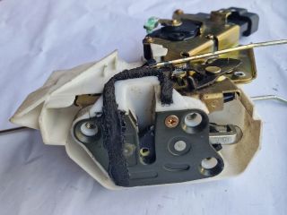 bontott SUZUKI IGNIS II Bal hátsó Ajtózár