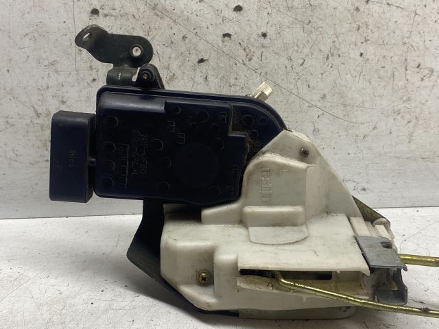 bontott SUZUKI IGNIS II Bal hátsó Ajtózár