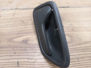 bontott SUZUKI IGNIS II Bal hátsó Belső Kilincs