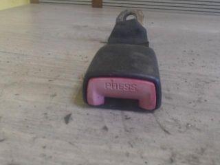 bontott SUZUKI IGNIS II Bal hátsó Biztonsági Öv Csat