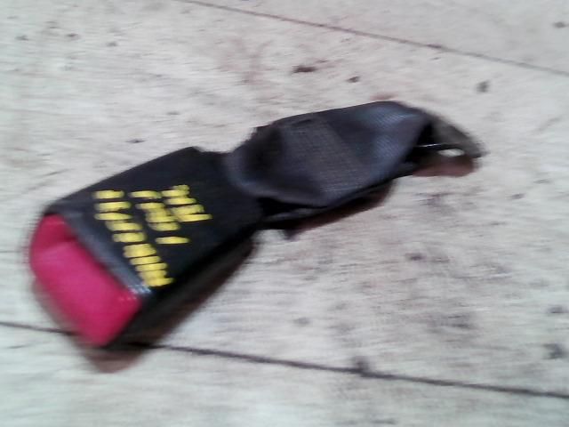 bontott SUZUKI IGNIS II Bal hátsó Biztonsági Öv Csat