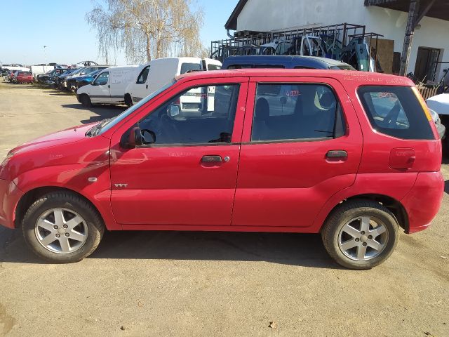 bontott SUZUKI IGNIS II Bal hátsó Gumikéder