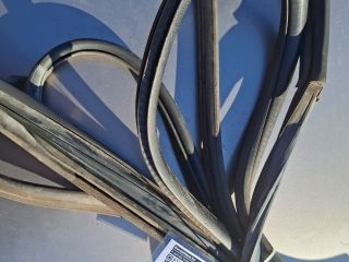 bontott SUZUKI IGNIS II Bal hátsó Gumikéder