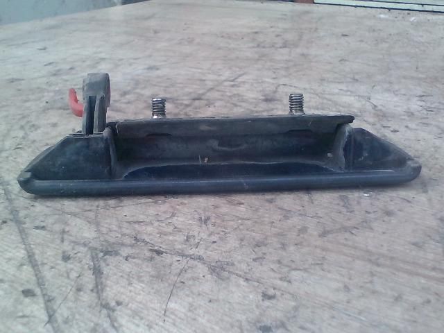 bontott SUZUKI IGNIS II Bal hátsó Külső Kilincs