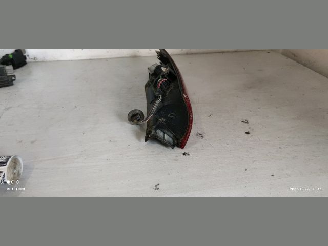 bontott SUZUKI IGNIS II Bal Hátsó Lámpa