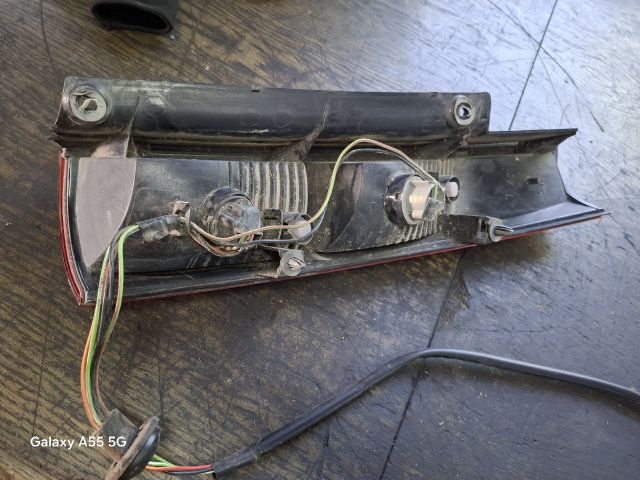 bontott SUZUKI IGNIS II Bal Hátsó Lámpa