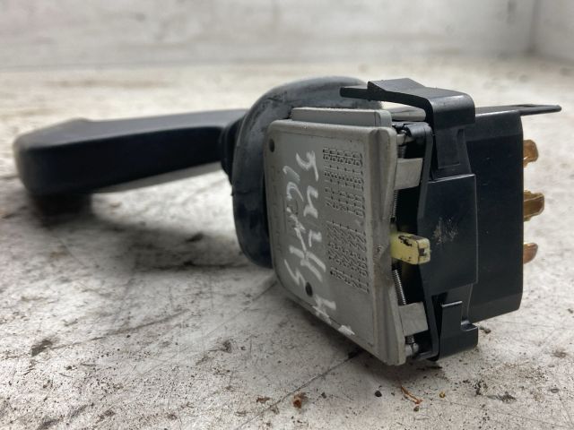 bontott SUZUKI IGNIS II Bal Kormánykapcsoló Irányjelző