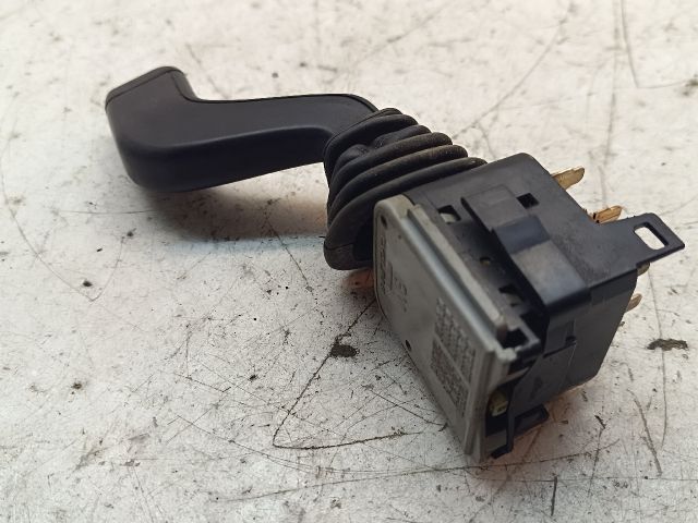 bontott SUZUKI IGNIS II Bal Kormánykapcsoló Irányjelző