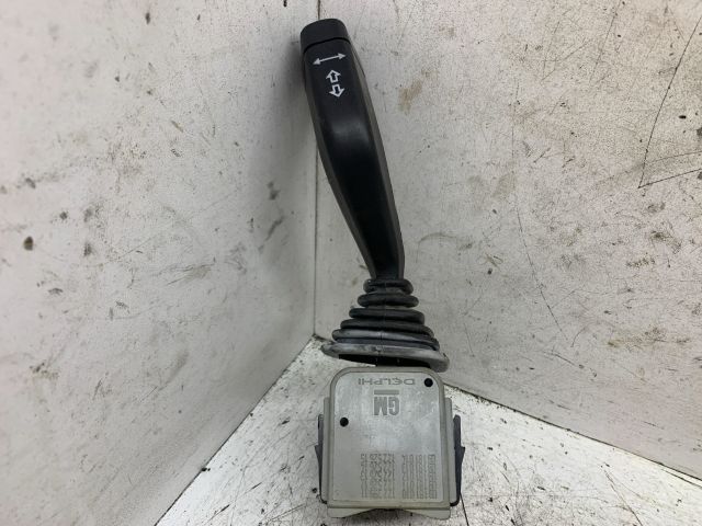 bontott SUZUKI IGNIS II Bal Kormánykapcsoló Irányjelző